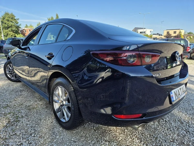 Mazda 3 4