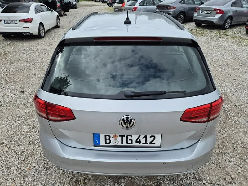 Volkswagen Passat B8 13