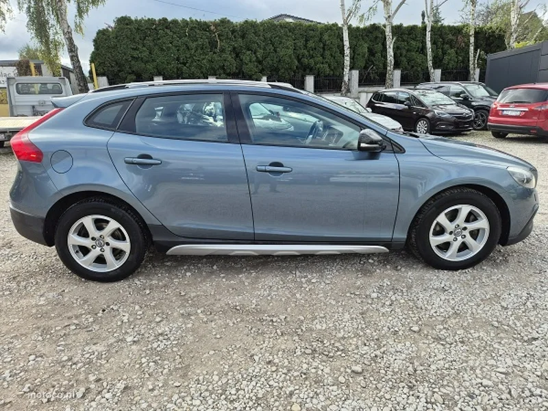 Volvo V40 Cross Country 15