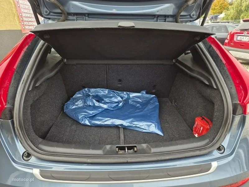 Volvo V40 Cross Country 20