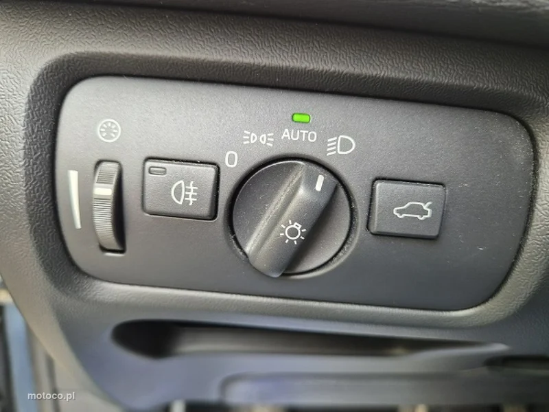 Volvo V40 Cross Country 26