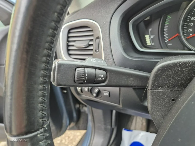 Volvo V40 Cross Country 30