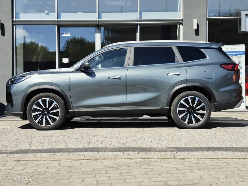 Chery Tiggo 8 6