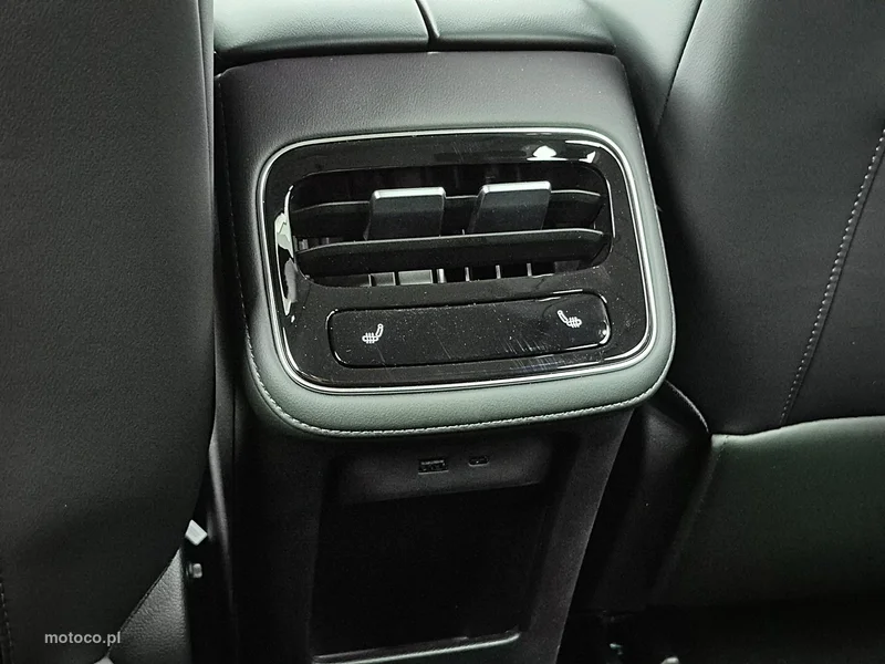 Chery Tiggo 8 26