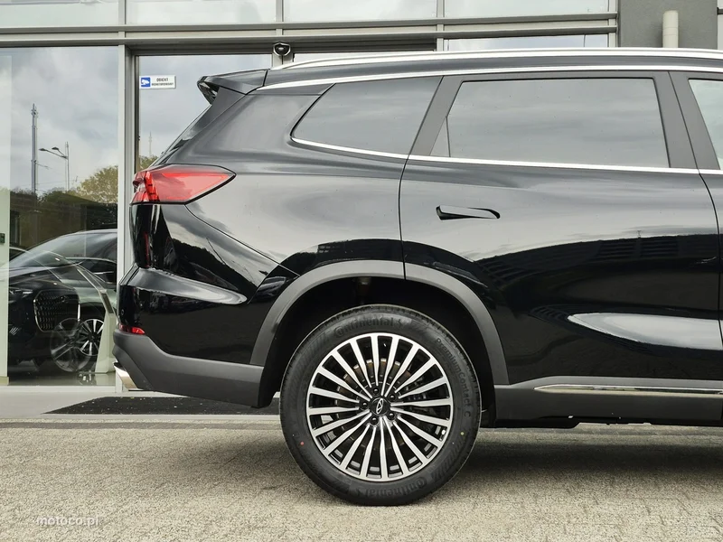 Chery Tiggo 8 7