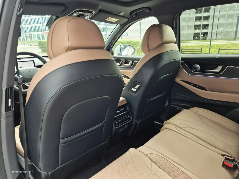 Chery Tiggo 9 27