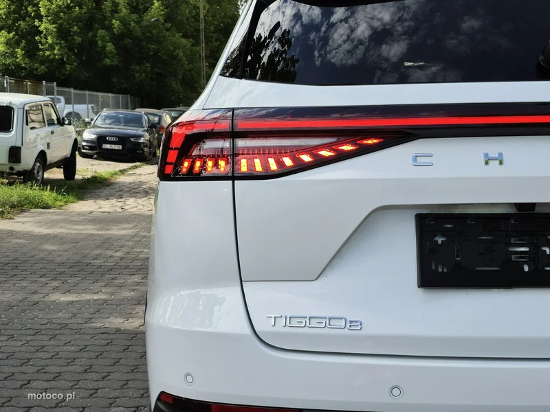 Chery Tiggo 8 13