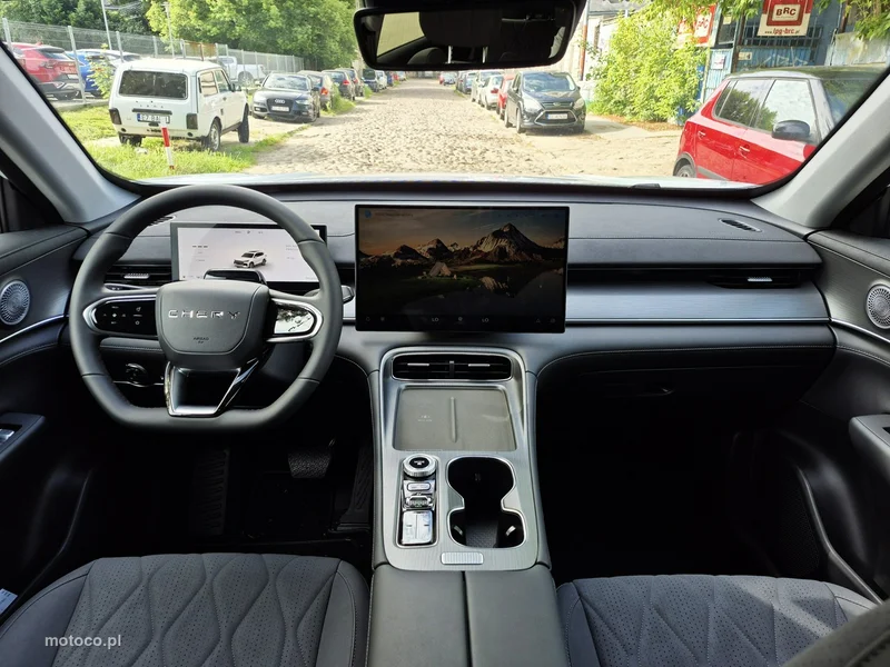 Chery Tiggo 8 29
