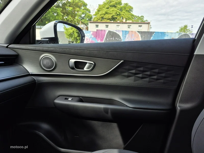 Chery Tiggo 8 37