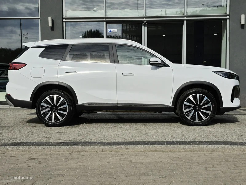Chery Tiggo 8 5