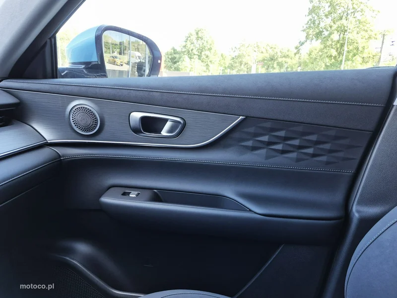 Chery Tiggo 8 38