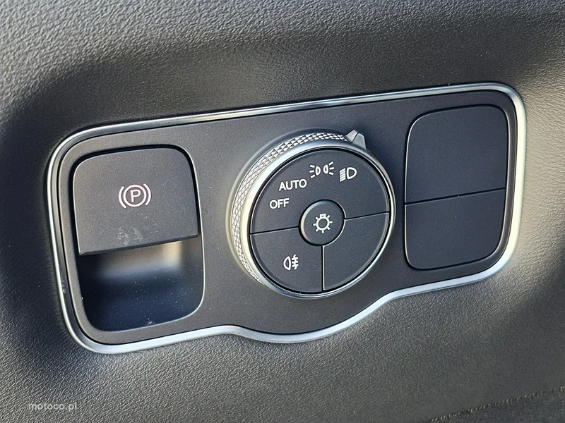 Chery Tiggo 8 41