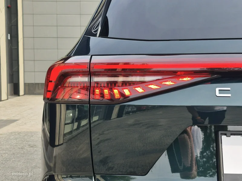 Chery Tiggo 8 15