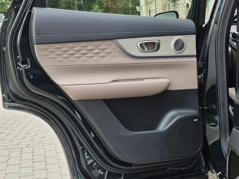 Chery Tiggo 8 26