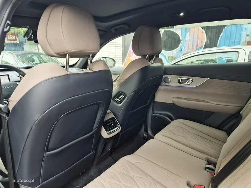 Chery Tiggo 8 27