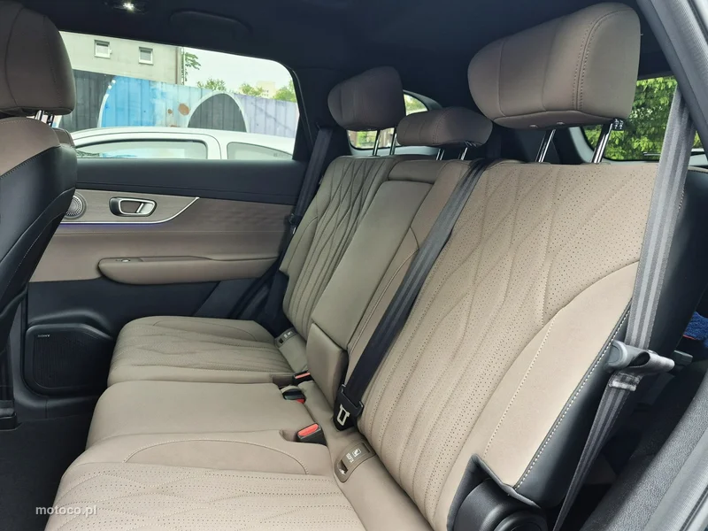 Chery Tiggo 8 28