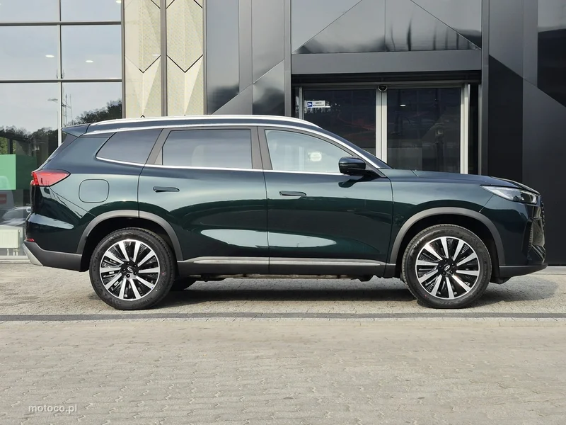 Chery Tiggo 8 5