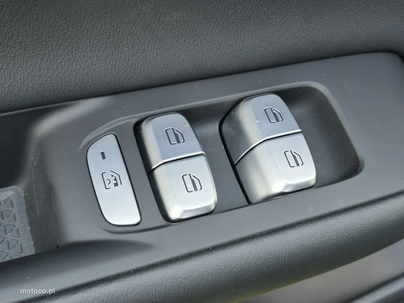 Chery Tiggo 8 17
