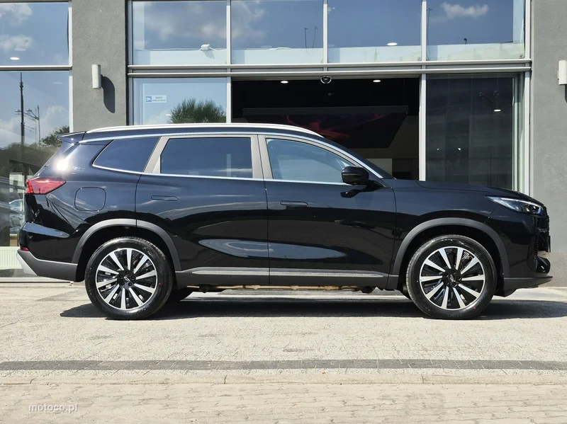 Chery Tiggo 8 5