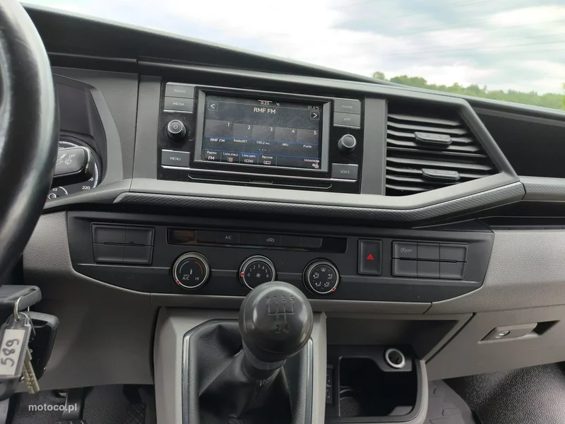 Volkswagen Transporter 13