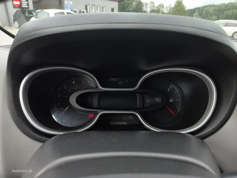 Renault Trafic 10