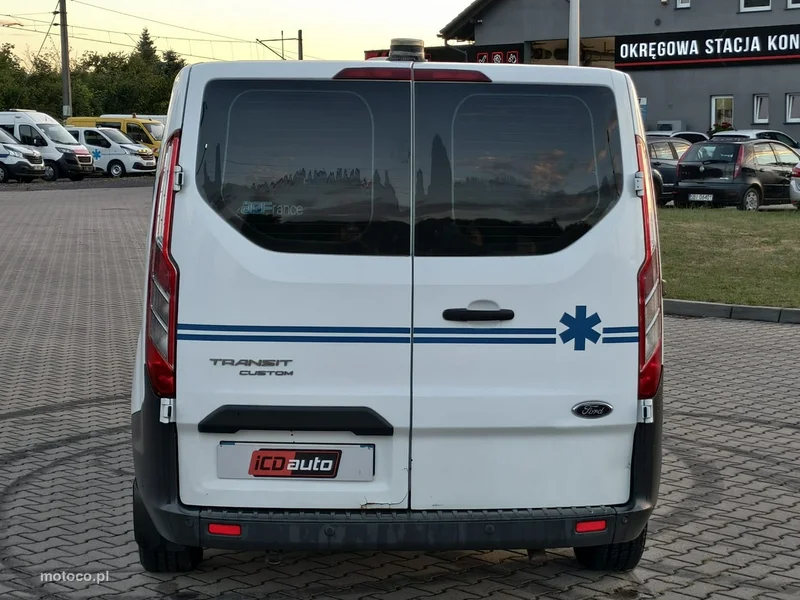 Ford Transit Custom 6