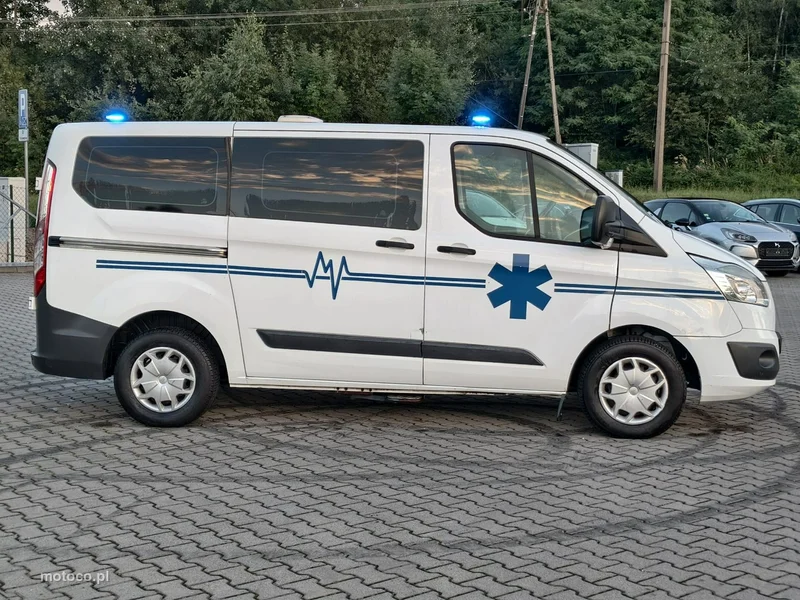 Ford Transit Custom 8