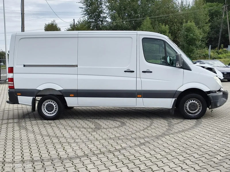 Mercedes-Benz Sprinter 8