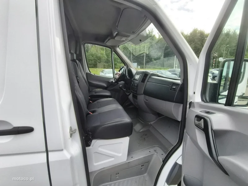 Mercedes-Benz Sprinter 13