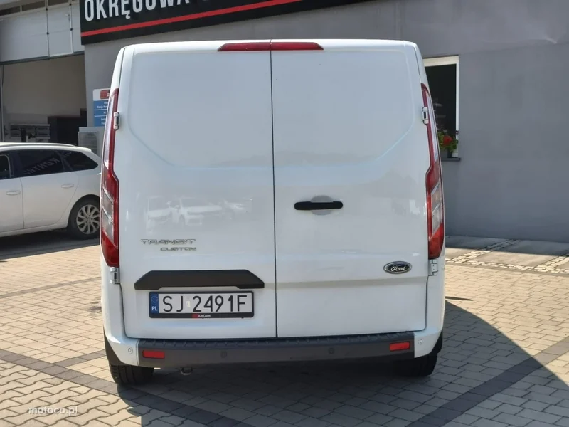 Ford Transit Custom 6