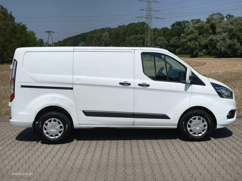 Ford Transit Custom 8