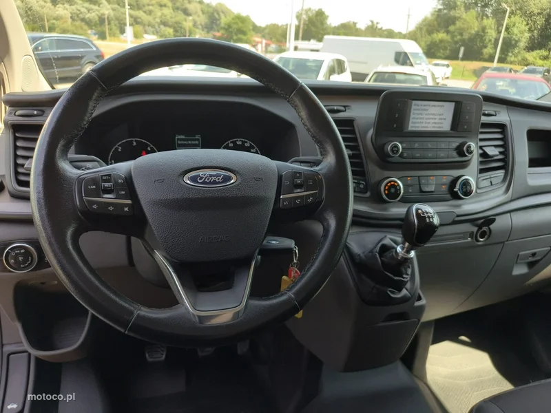 Ford Transit Custom 12
