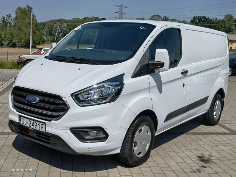Ford Transit Custom 3