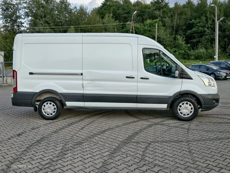 Ford Transit 8