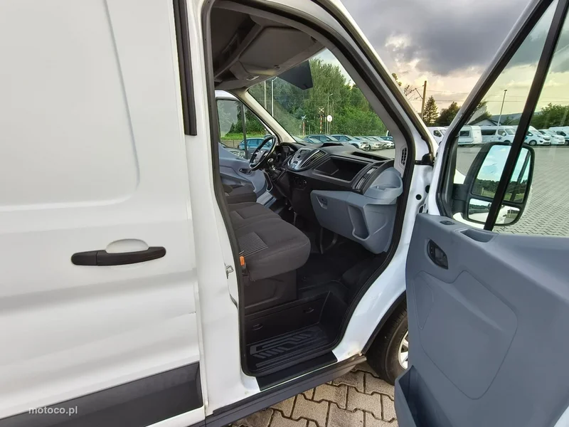 Ford Transit 13