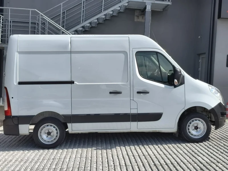 Renault Master 8