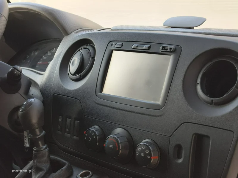 Renault Master 13
