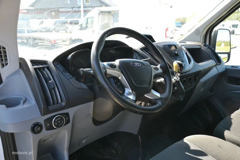 Ford Transit 15