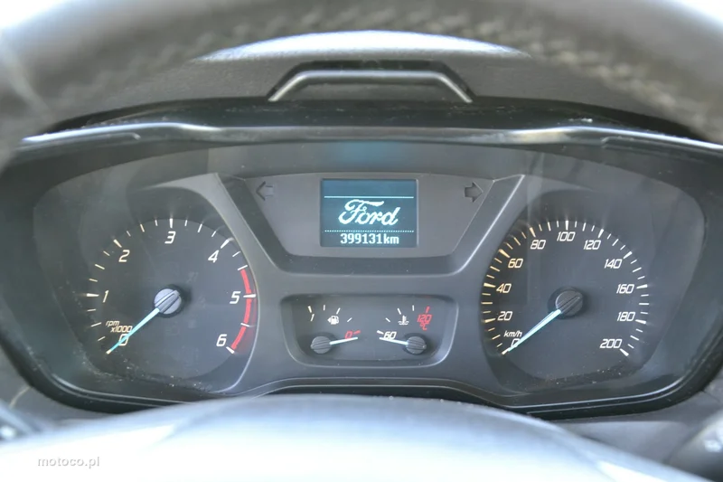 Ford Transit 17