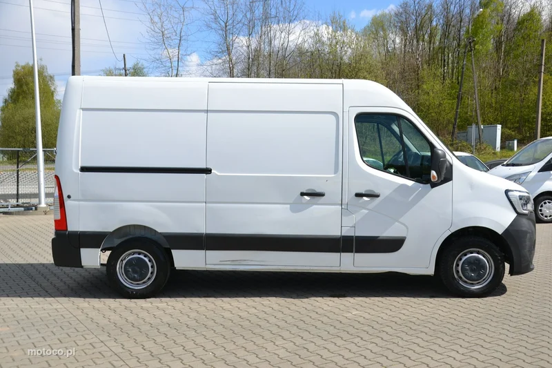 Renault Master 8