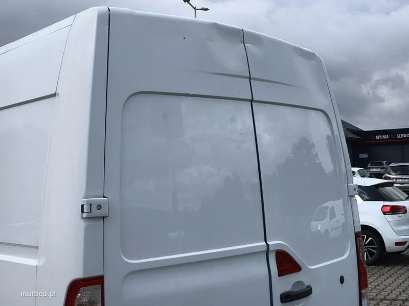 Renault Master 25
