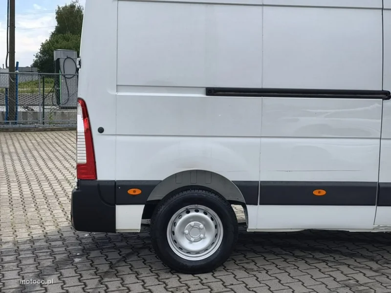 Renault Master 16