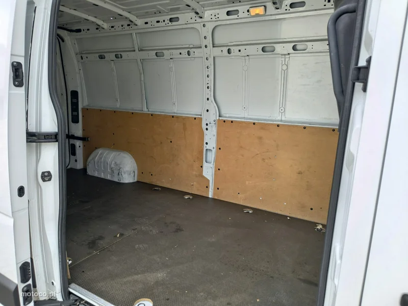 Renault Master 27
