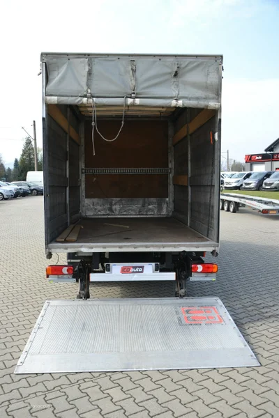 Opel Movano 10
