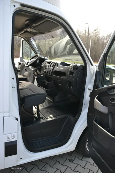 Opel Movano 17