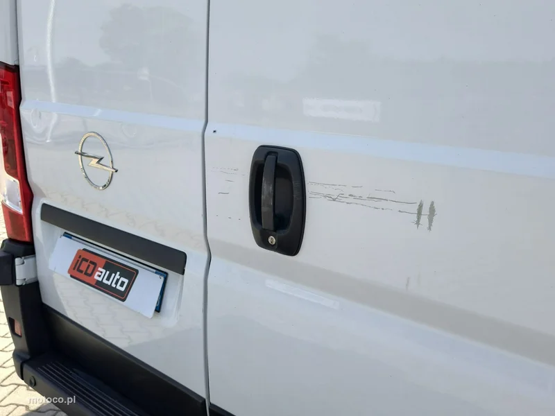 Opel Movano 16