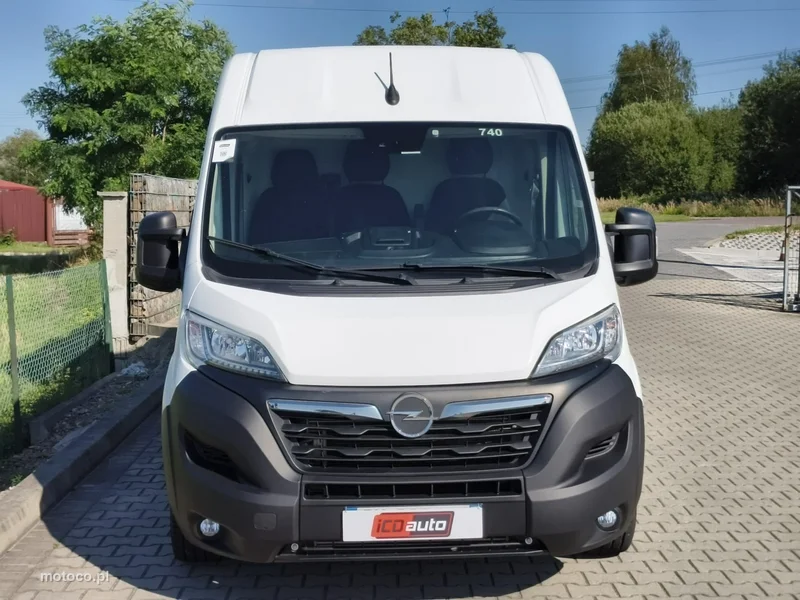 Opel Movano 2
