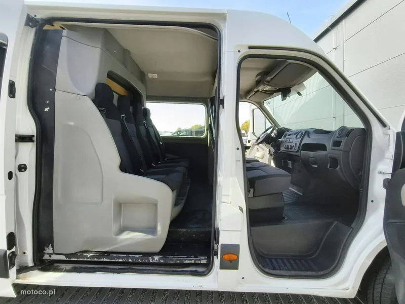 Renault Master 17