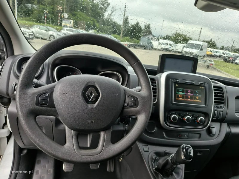 Renault Trafic 11