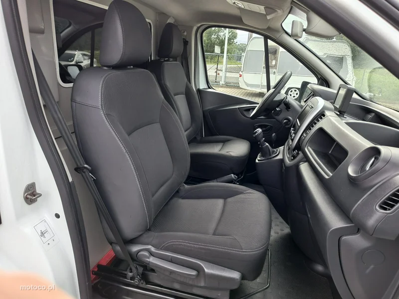 Renault Trafic 14